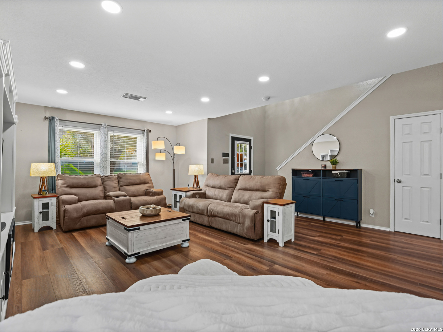 9023 Camino Rey
