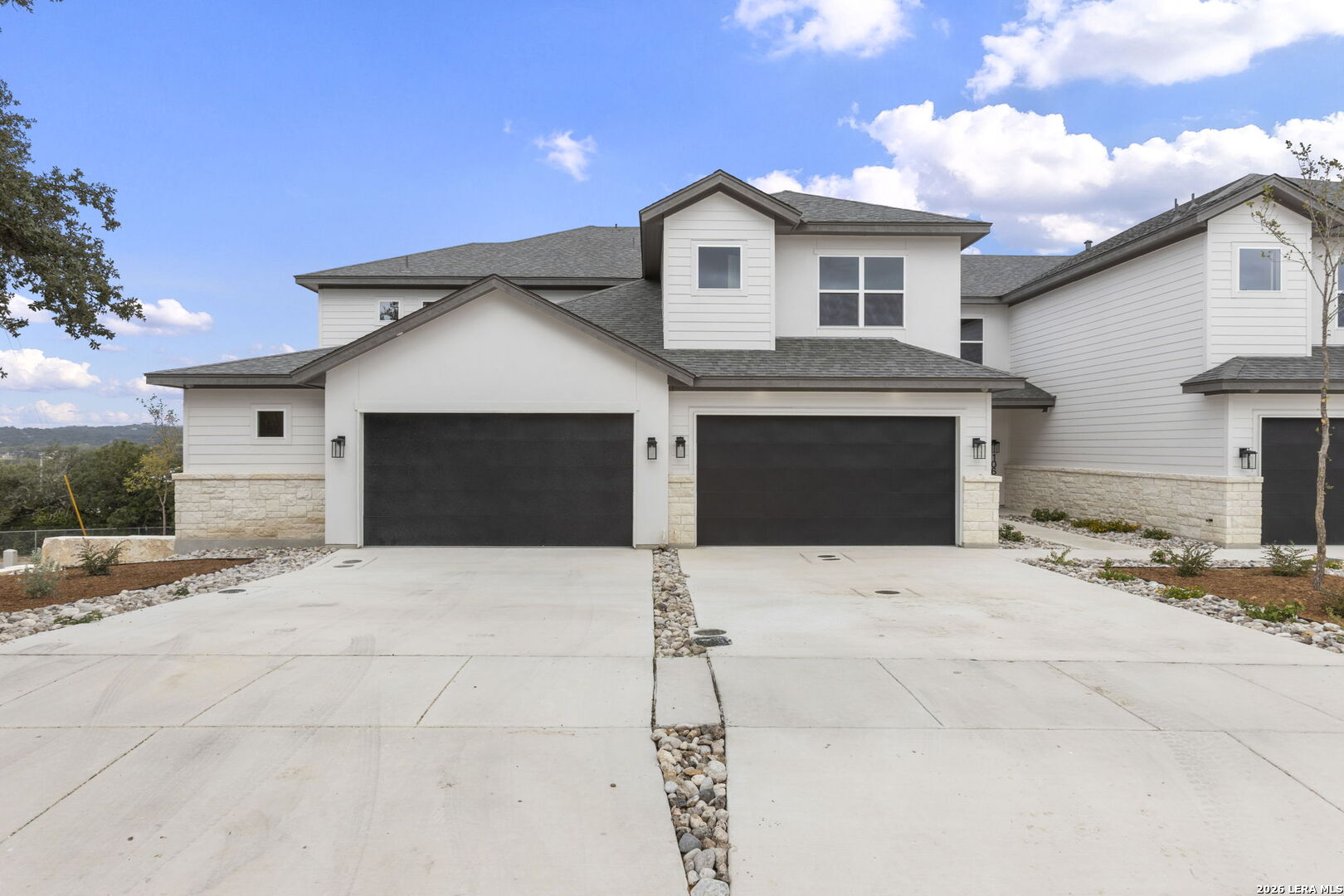 106 MAGNOLIA CIR