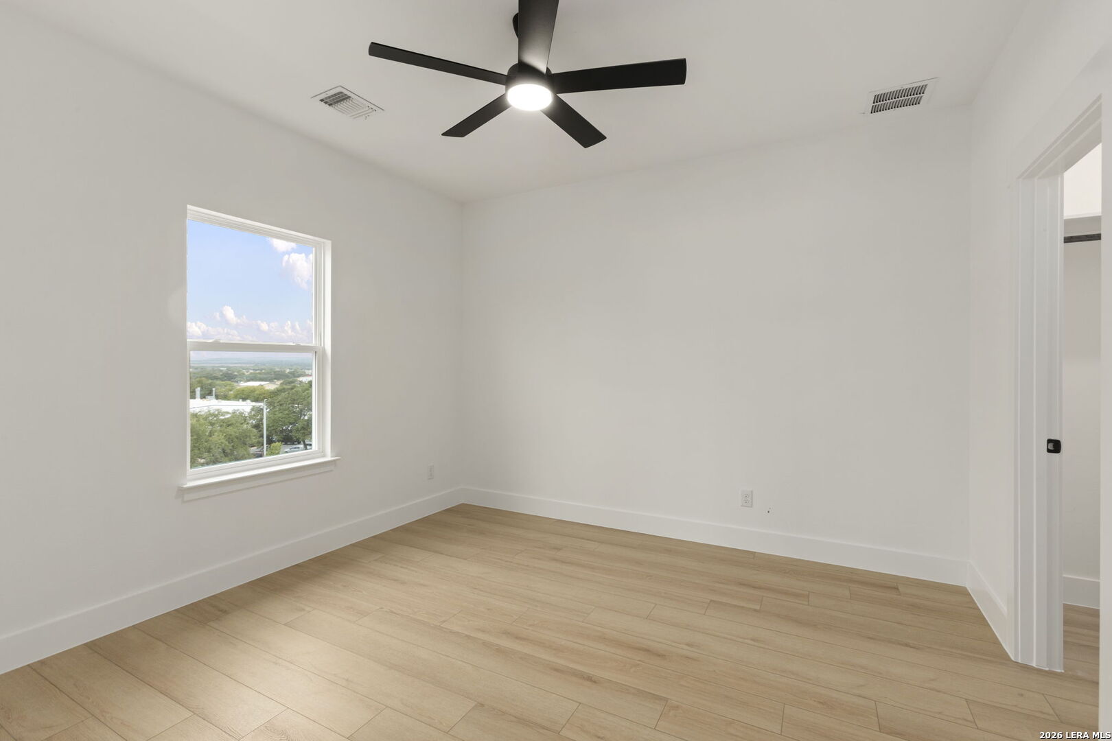 106 MAGNOLIA CIR