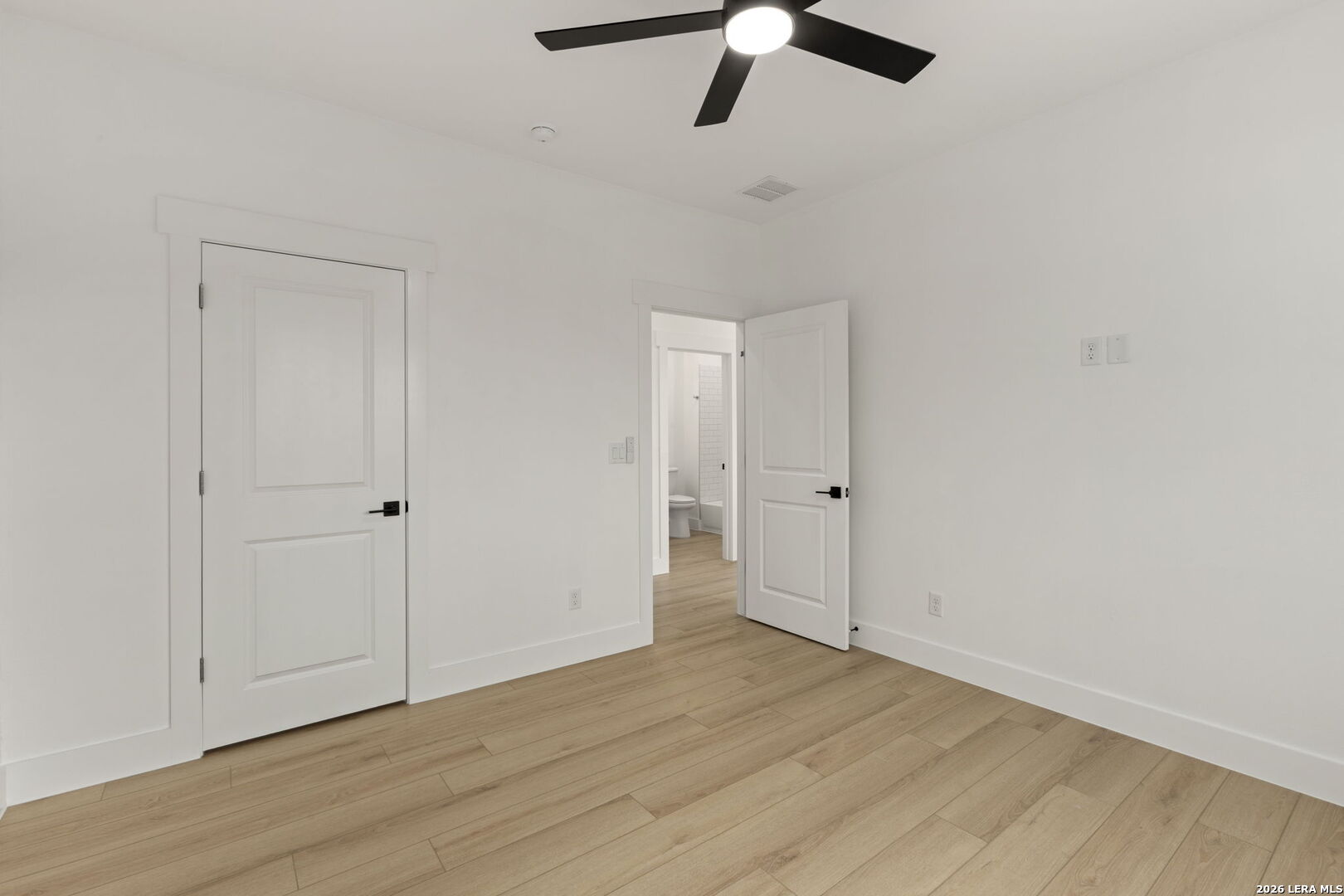 106 MAGNOLIA CIR