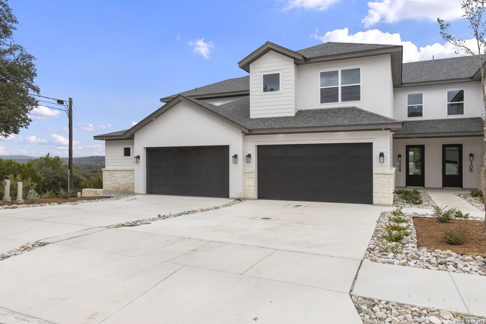 106 MAGNOLIA CIR
