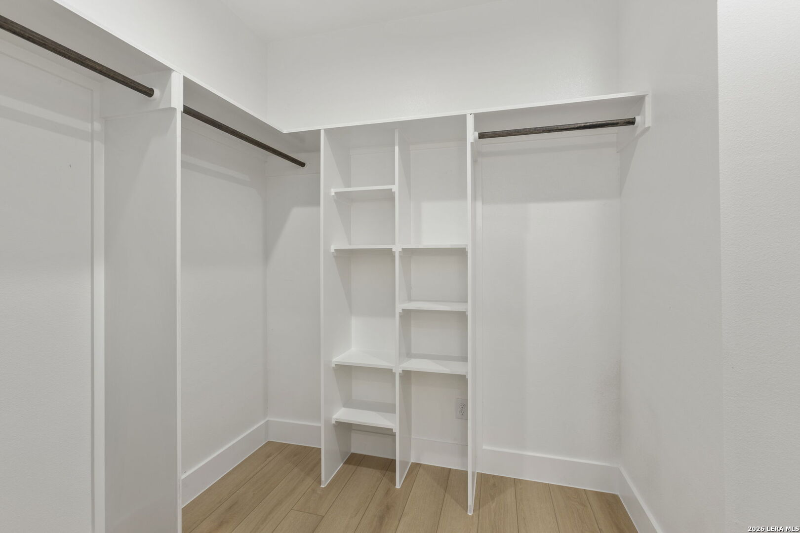 108 MAGNOLIA CIR