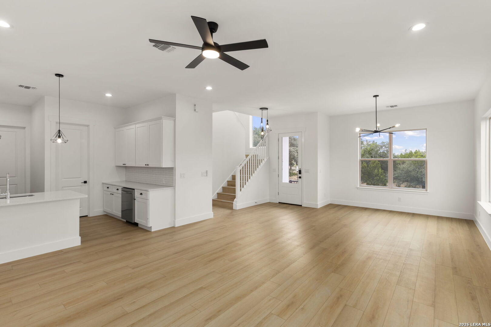 108 MAGNOLIA CIR