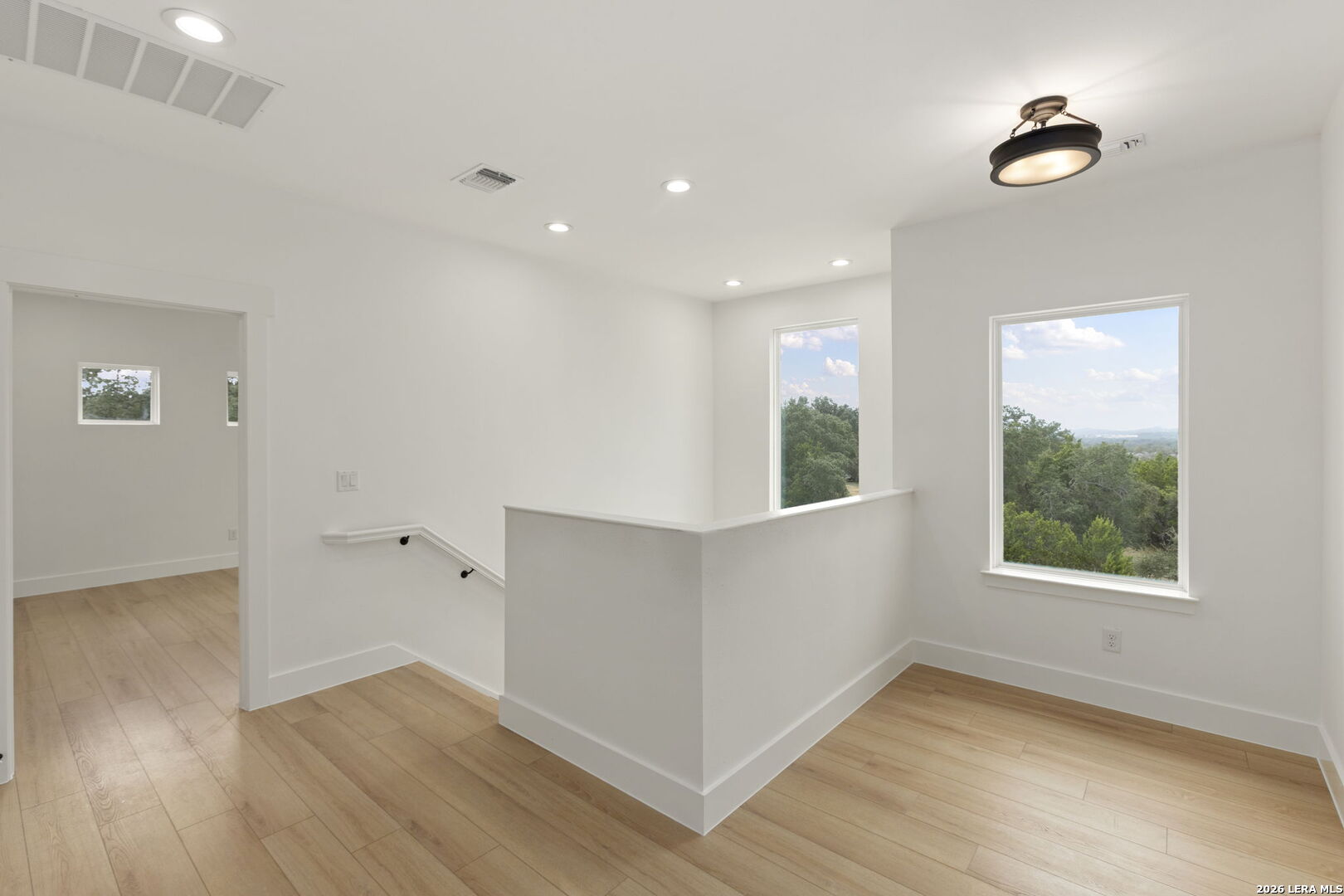 108 MAGNOLIA CIR