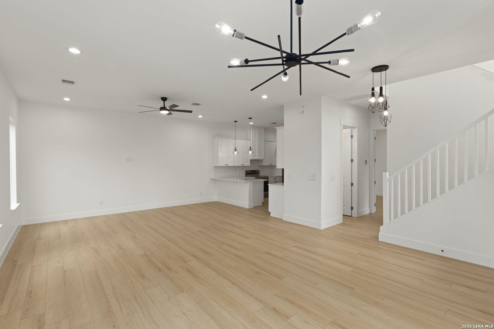 110 MAGNOLIA CIR