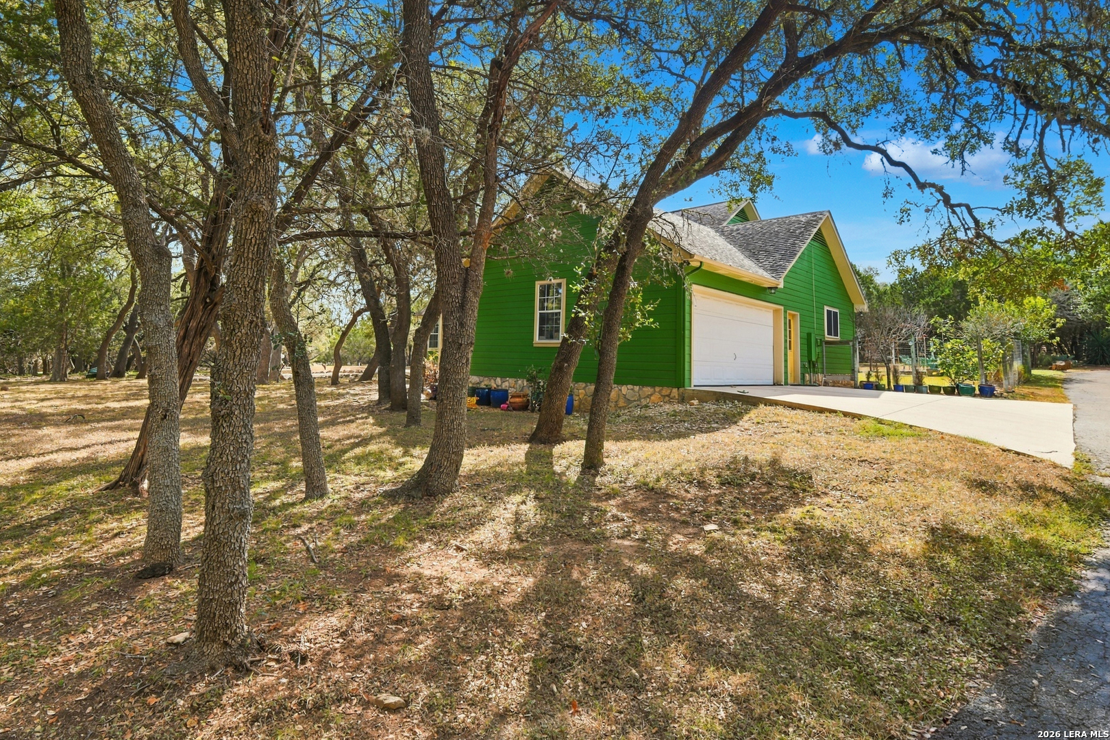 1180 Elm Valley
