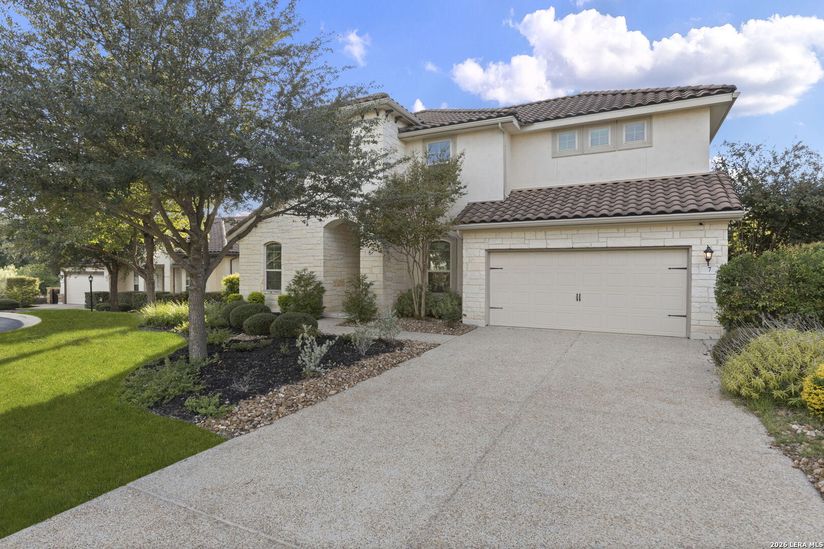 7 MARBELLA CT