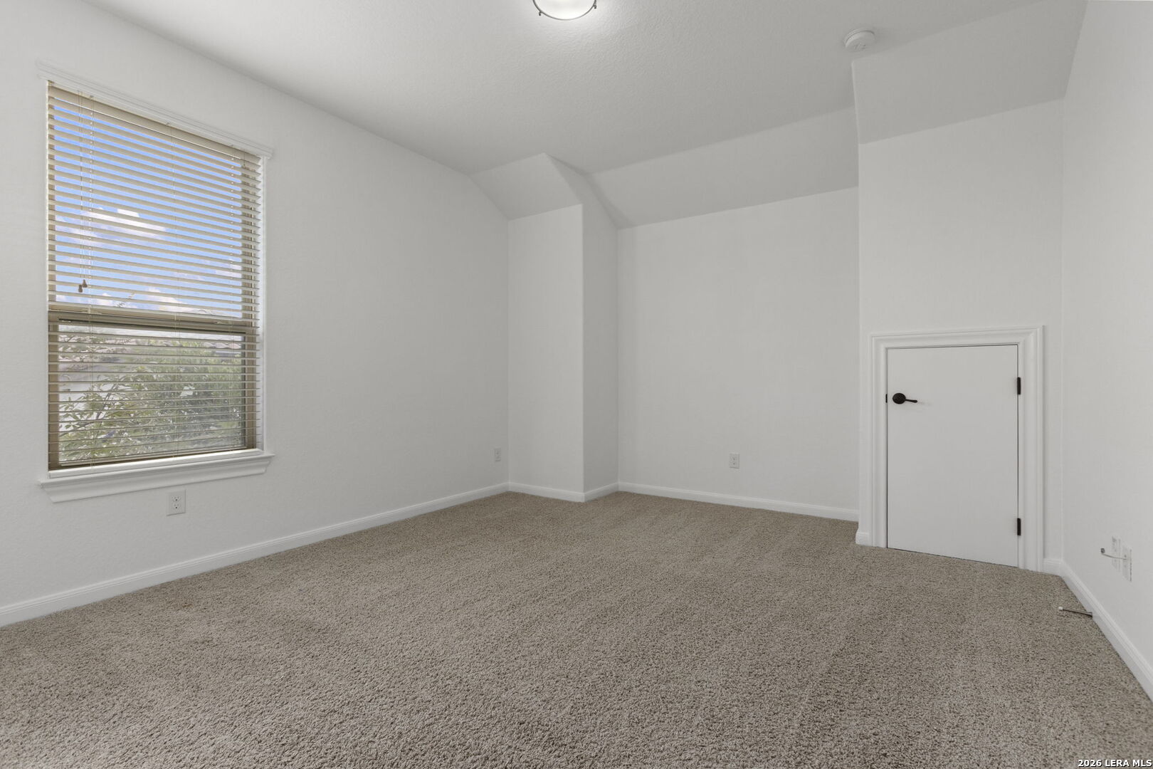 7 MARBELLA CT