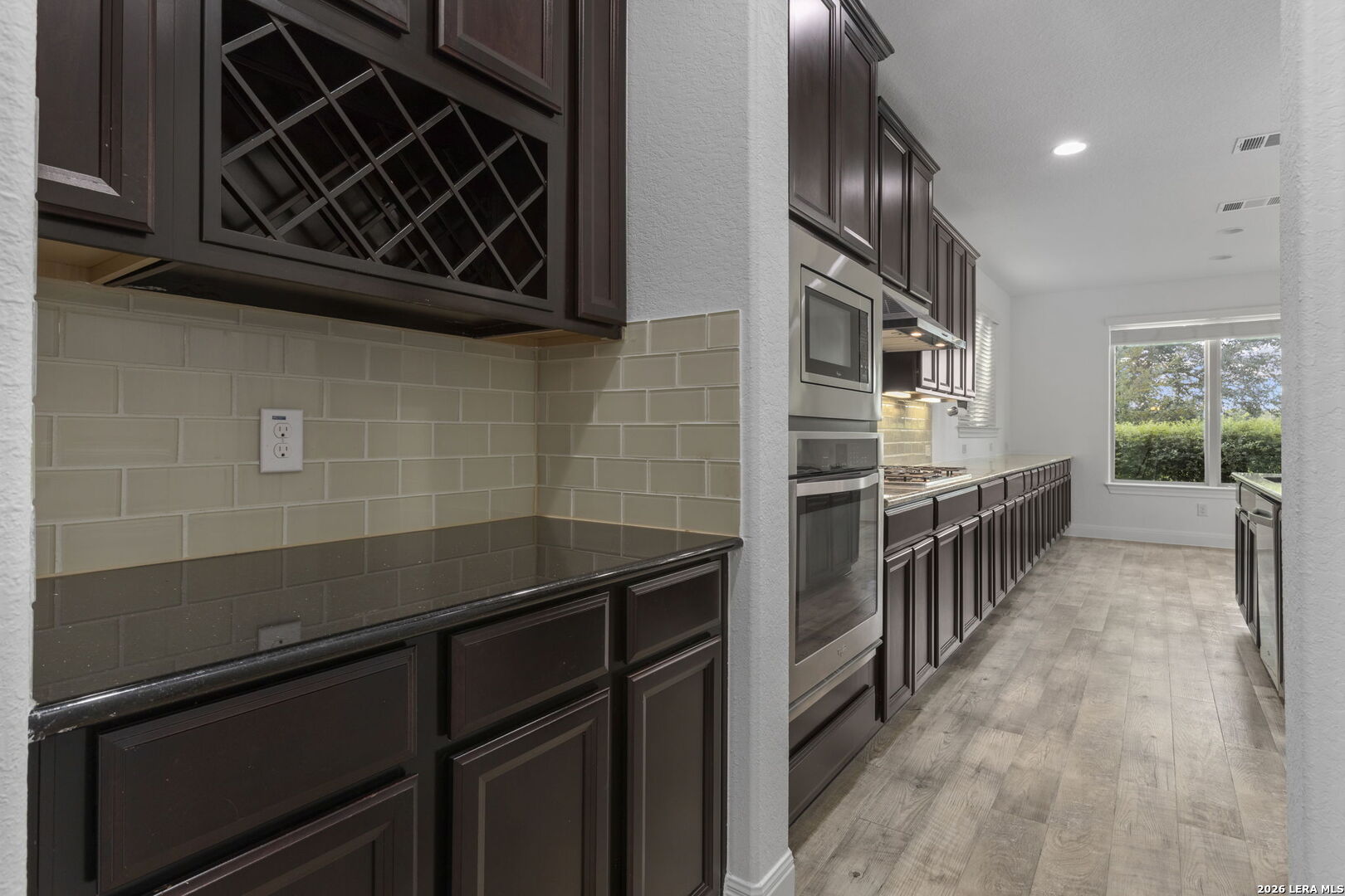 7 MARBELLA CT