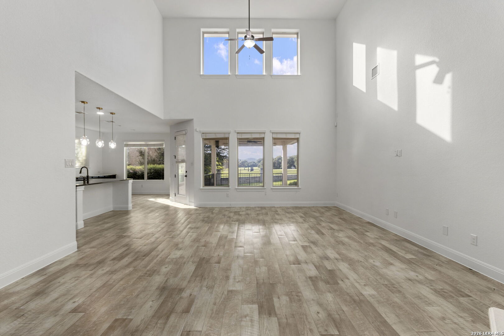 7 MARBELLA CT