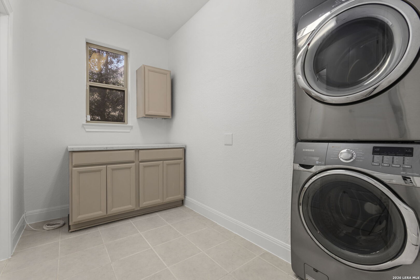 7 MARBELLA CT