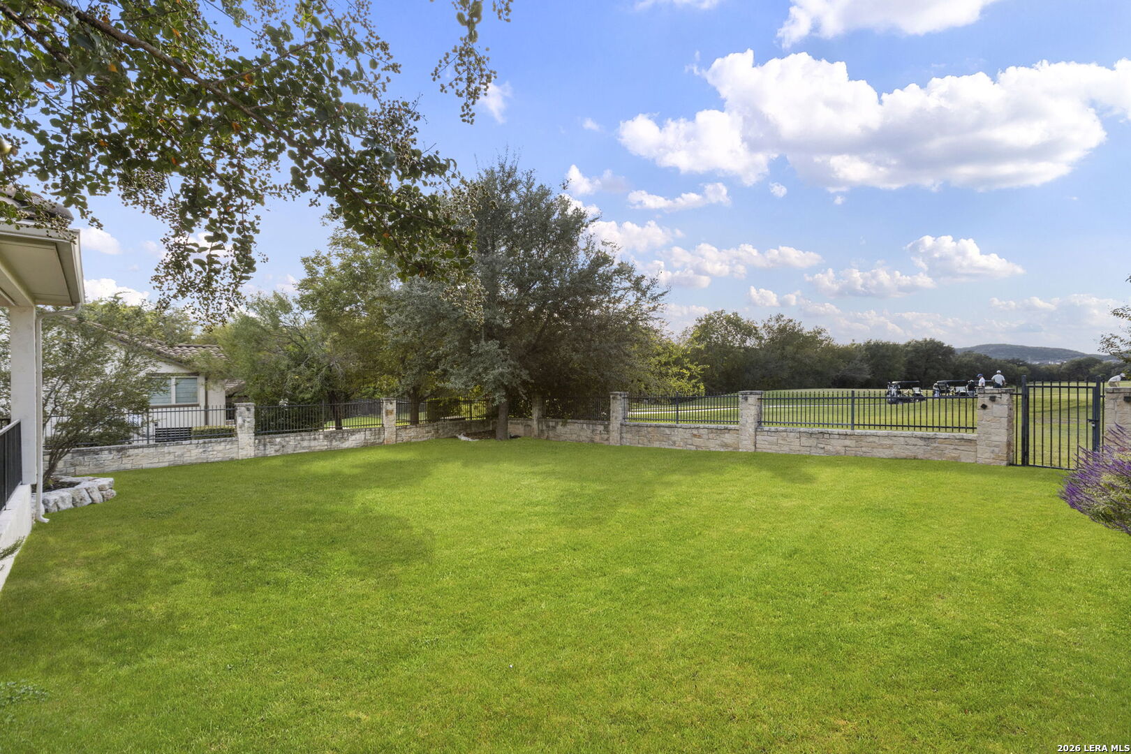 7 MARBELLA CT