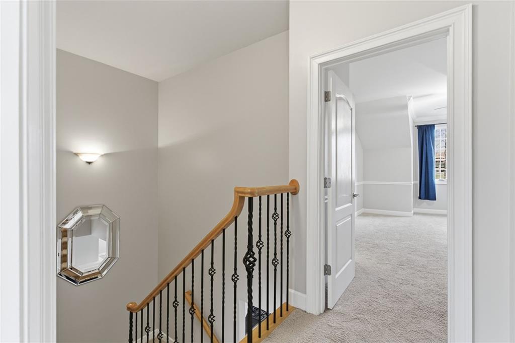 211 Merritts Avenue NW