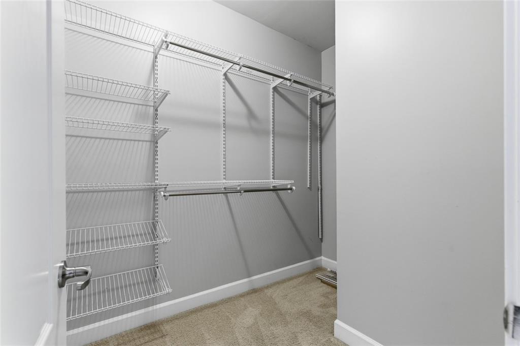 211 Merritts Avenue NW