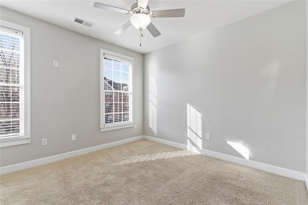 211 Merritts Avenue NW