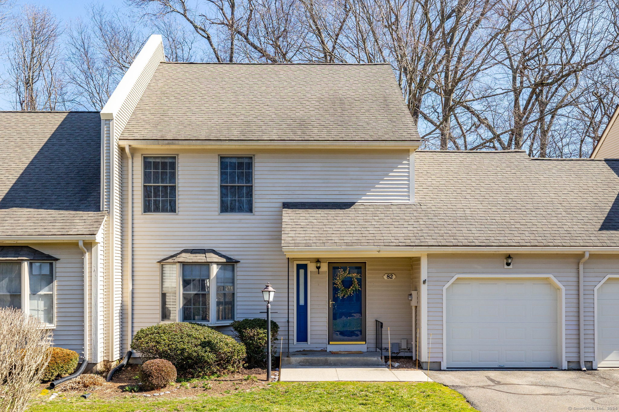 82 Carriage House 82