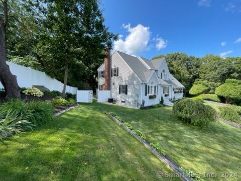 115 Lakewood Circle