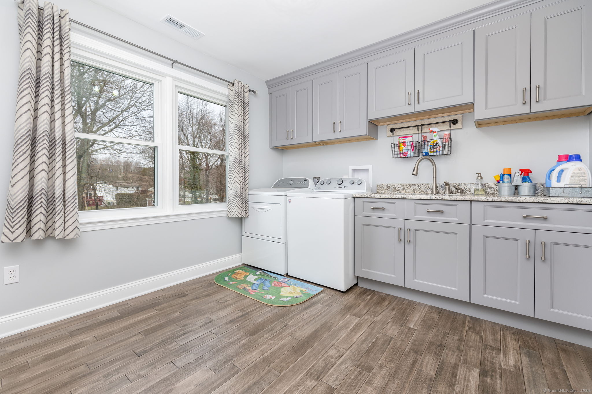115 Lakewood Circle