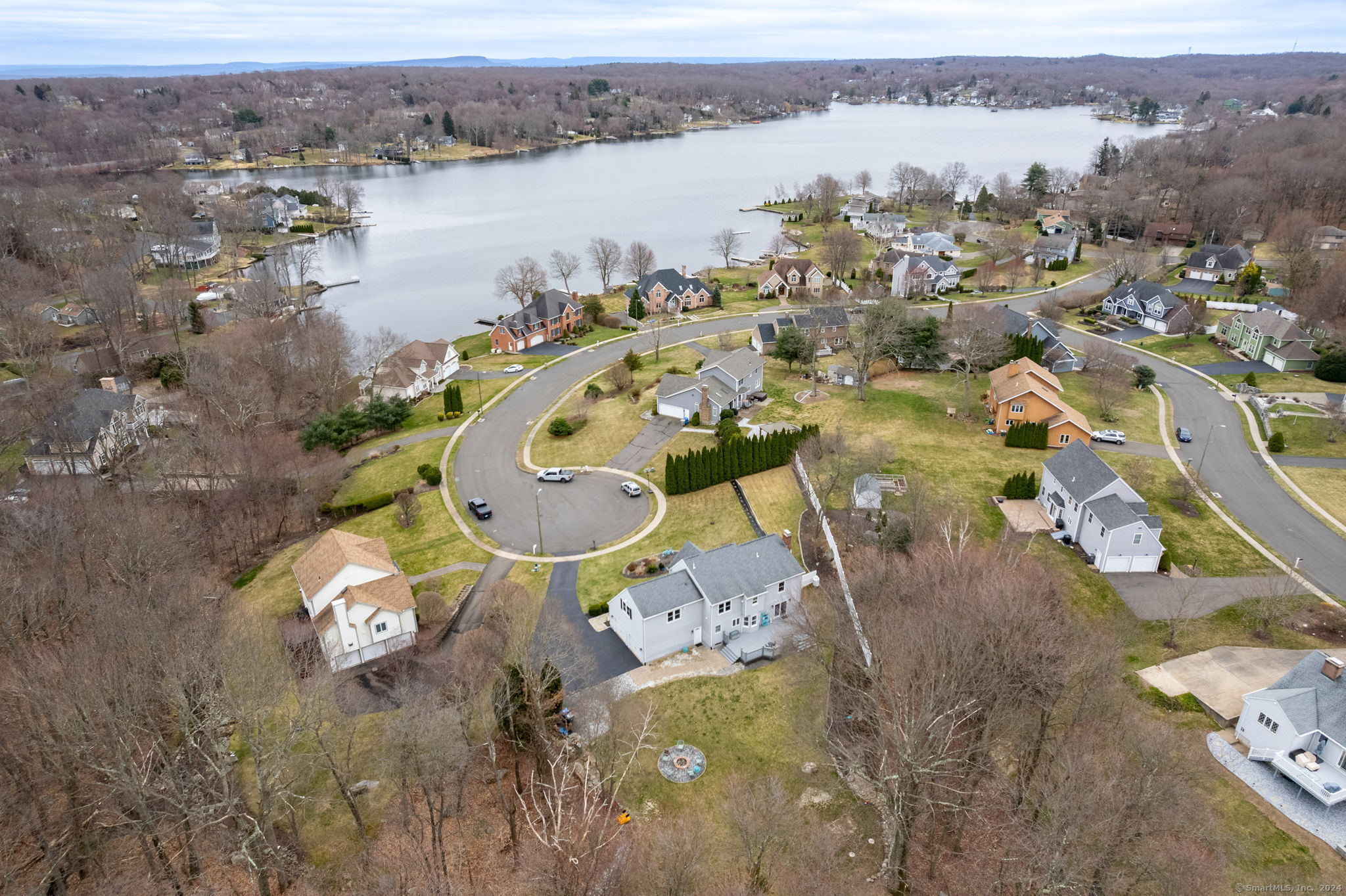 115 Lakewood Circle