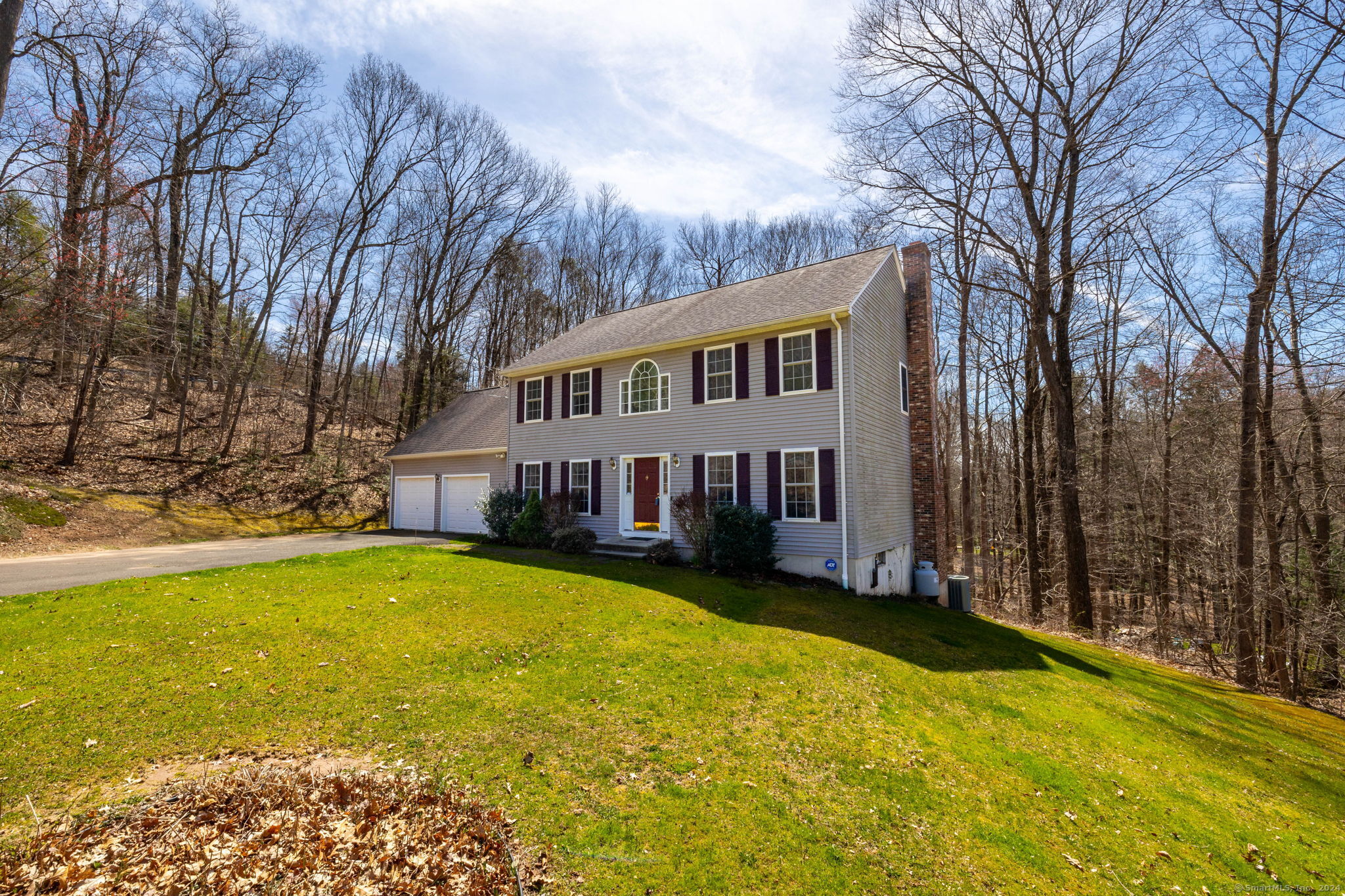 77 Foot Hills Road