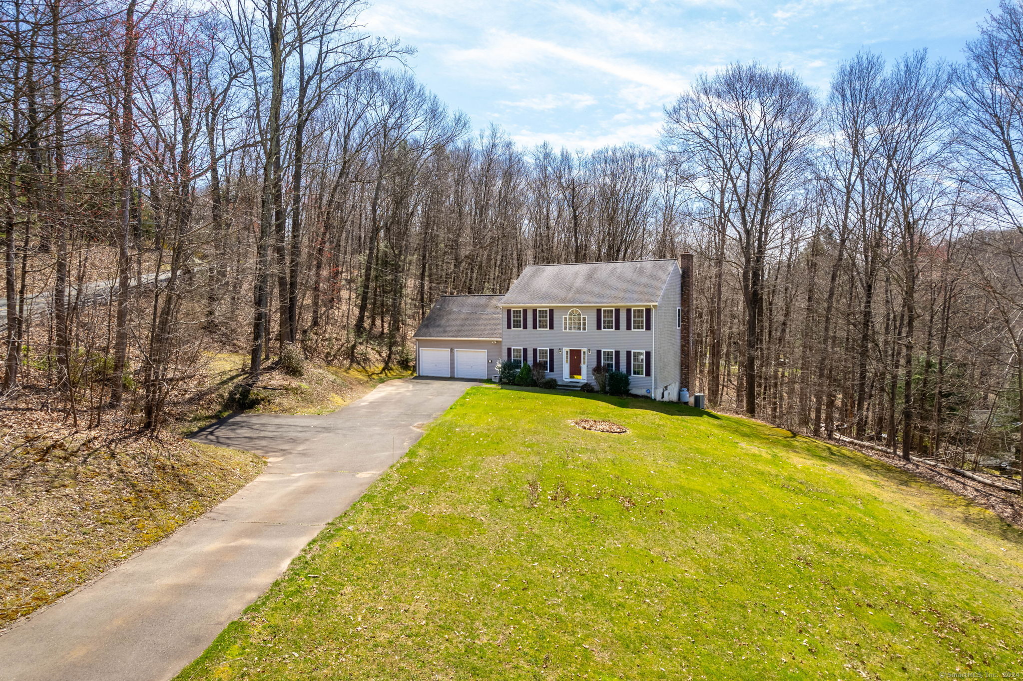 77 Foot Hills Road