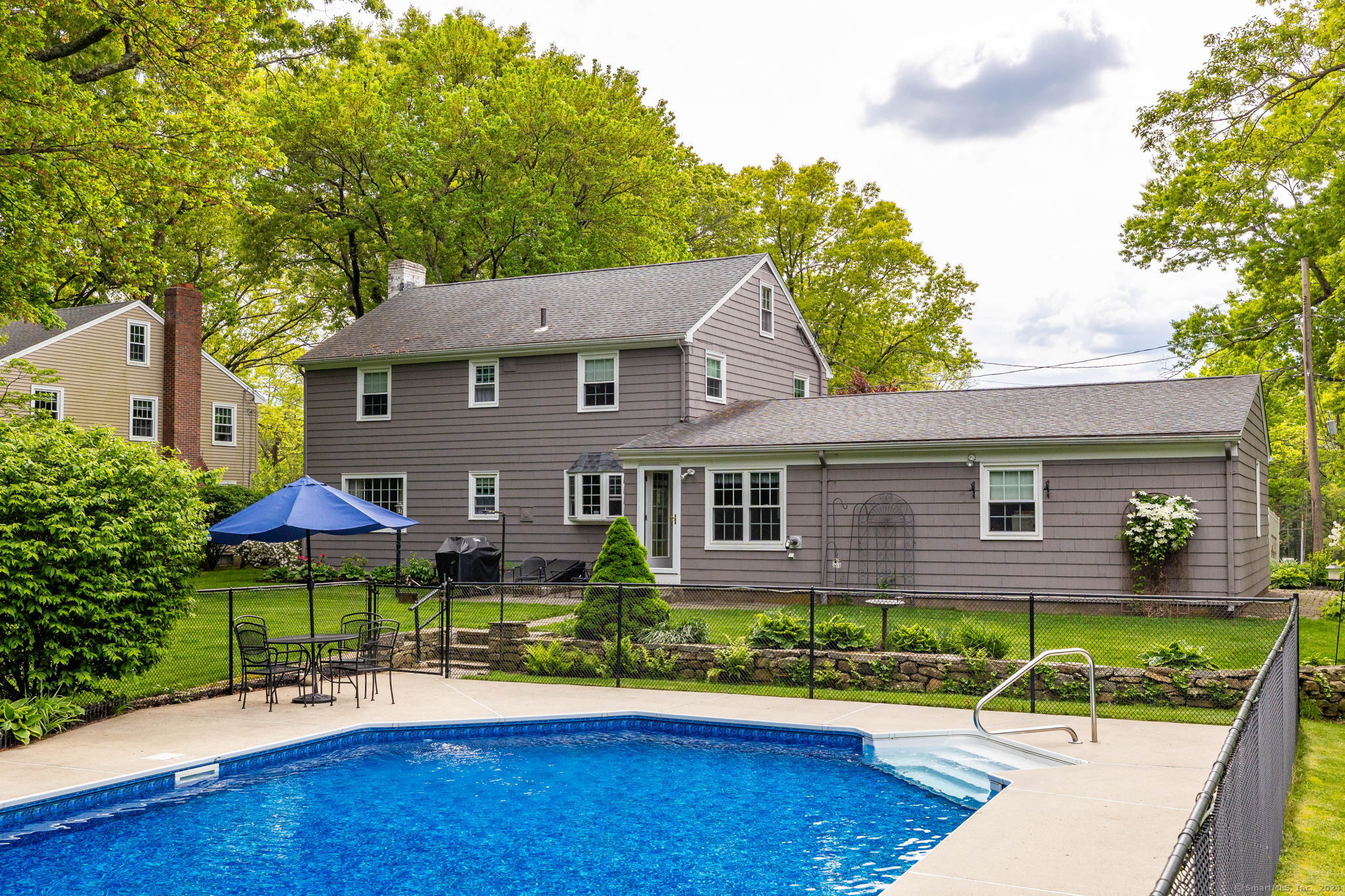 66 Hillcrest Road