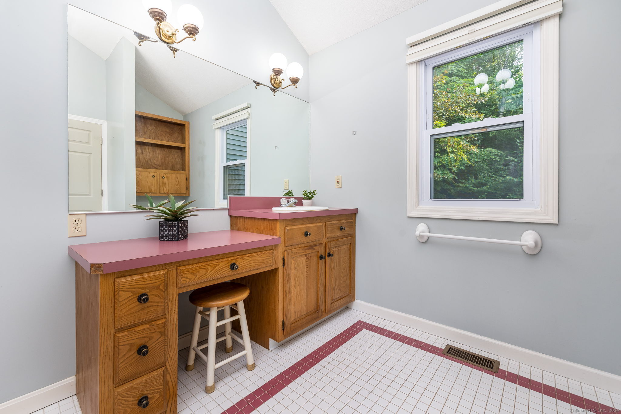 8 Silversmith Road