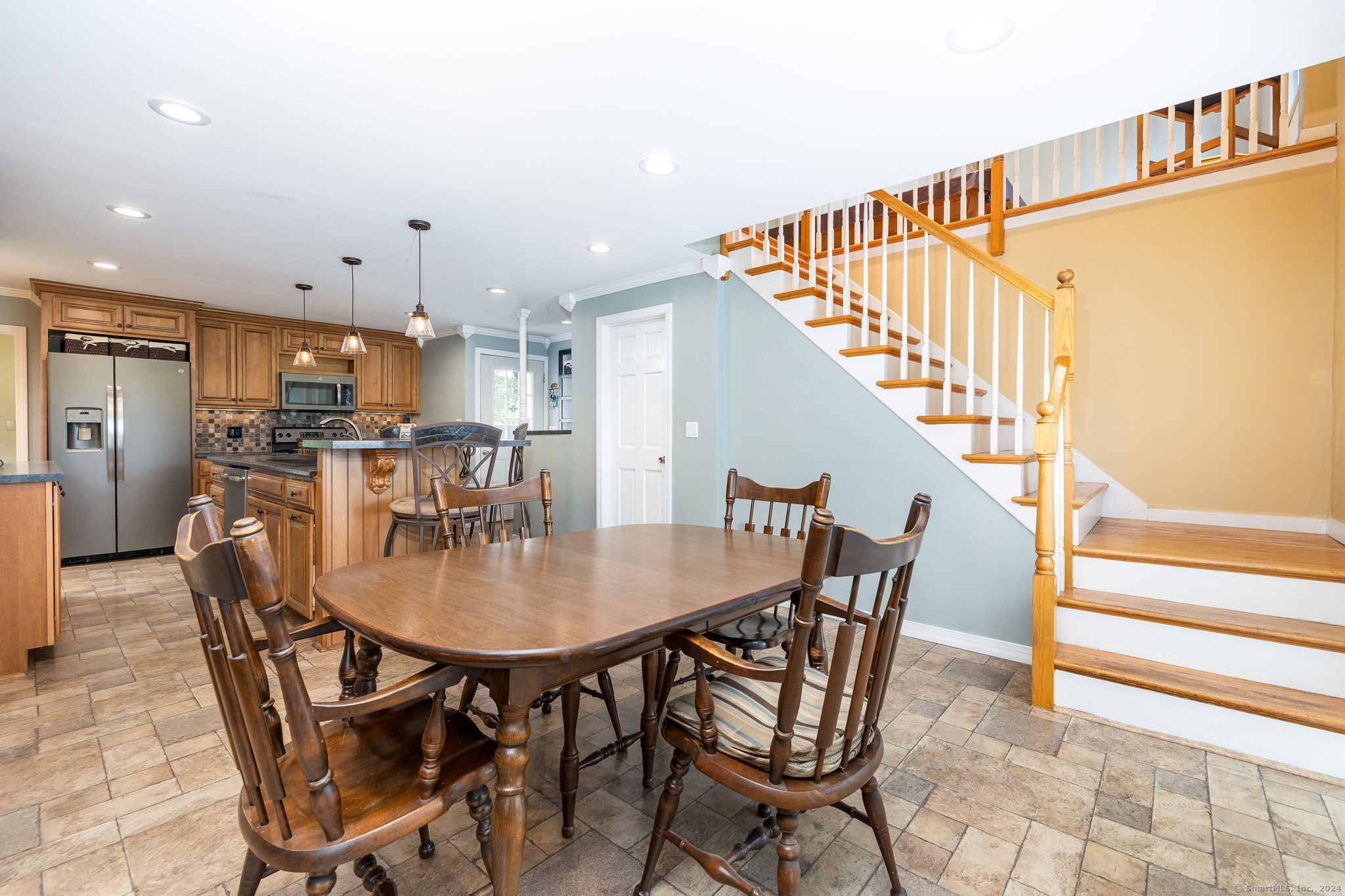 13 Edgewood Street