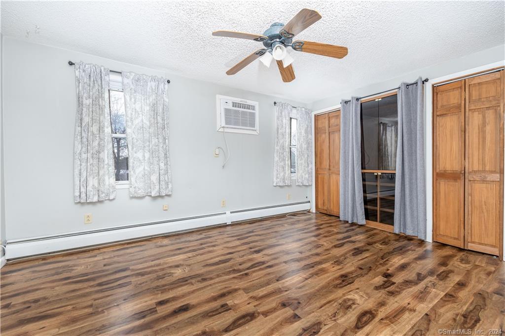 83 Airline Avenue