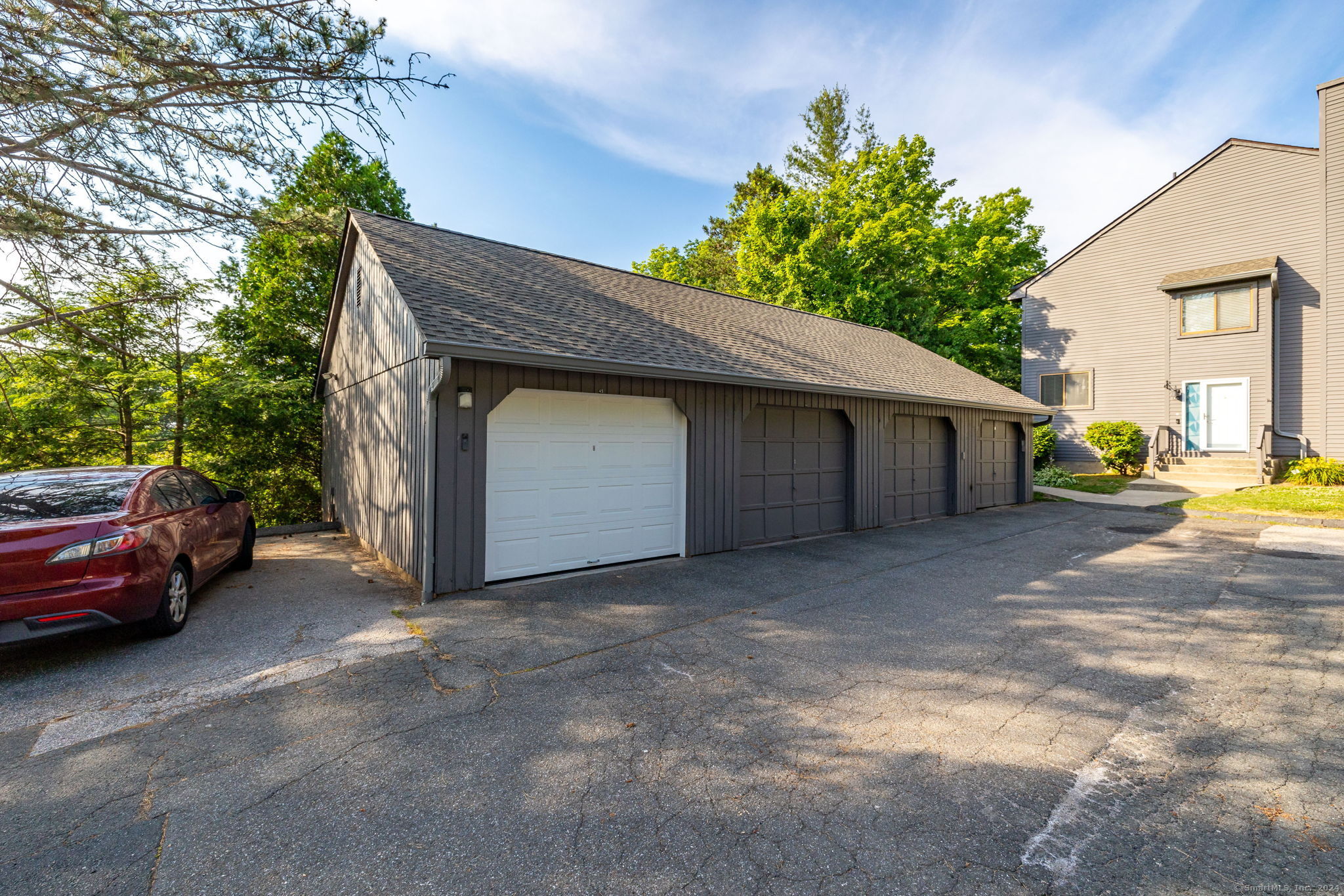 190 Conestoga Way 190