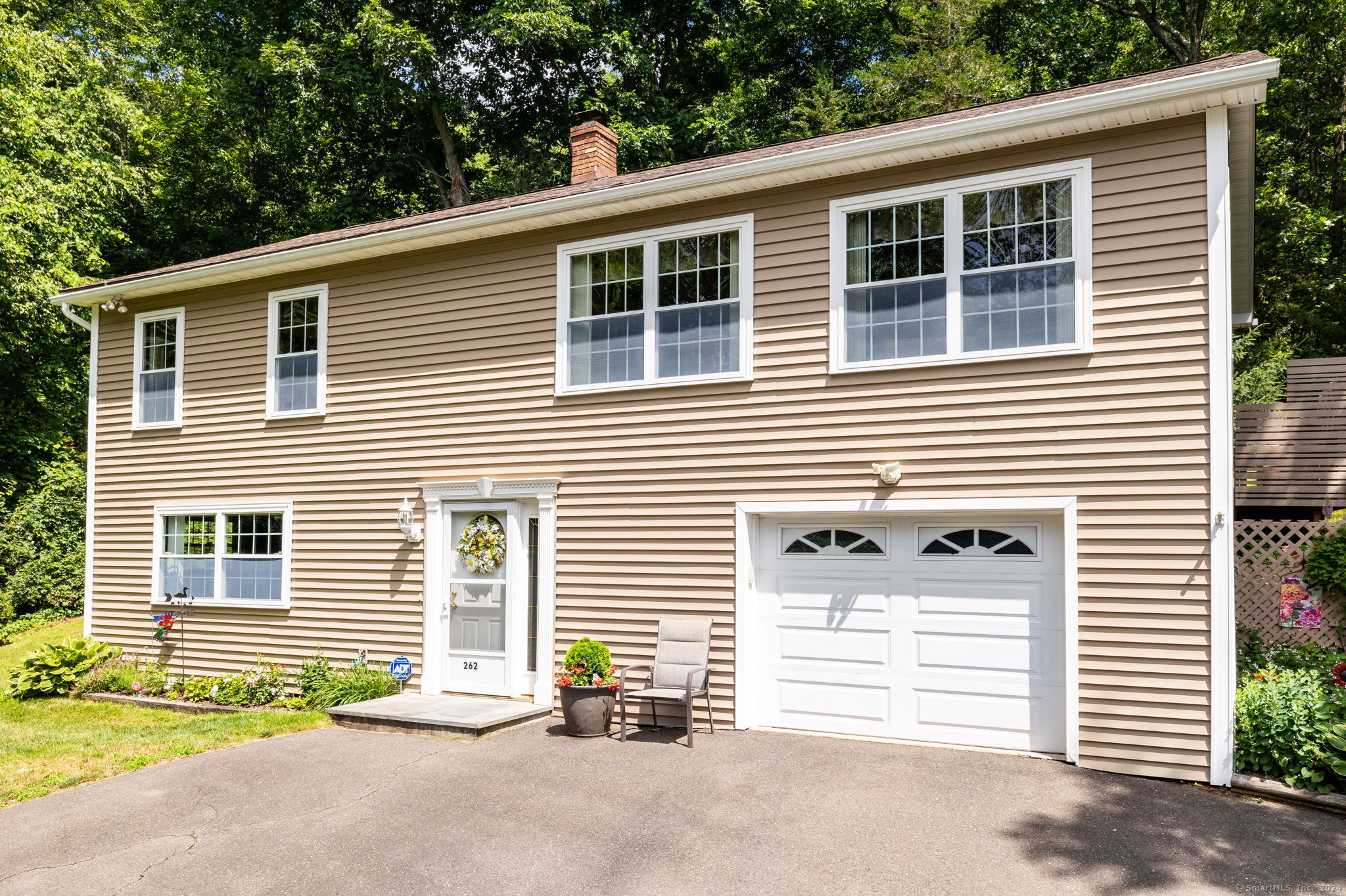 262 Branch Road