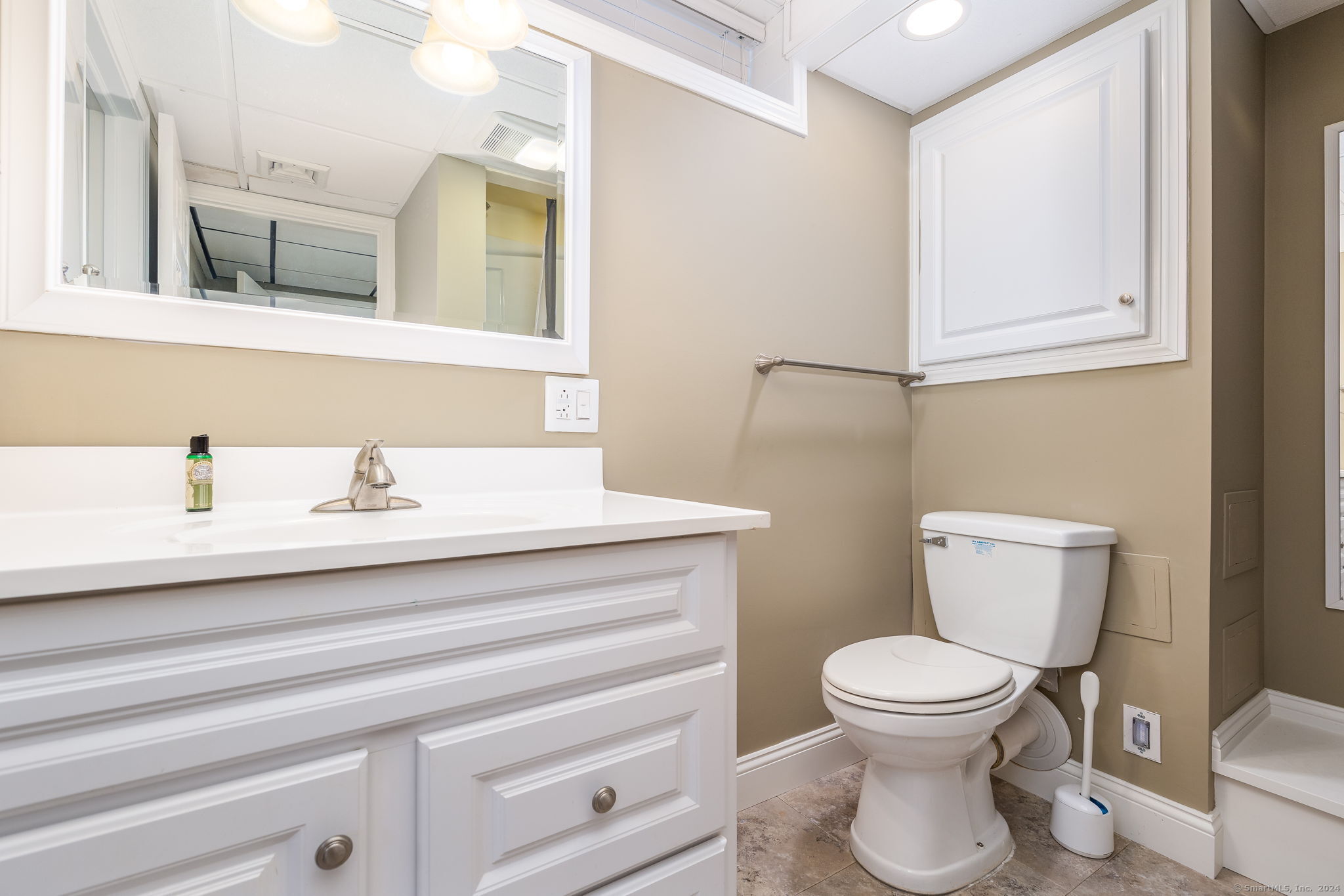 2 Edgewood Court 2