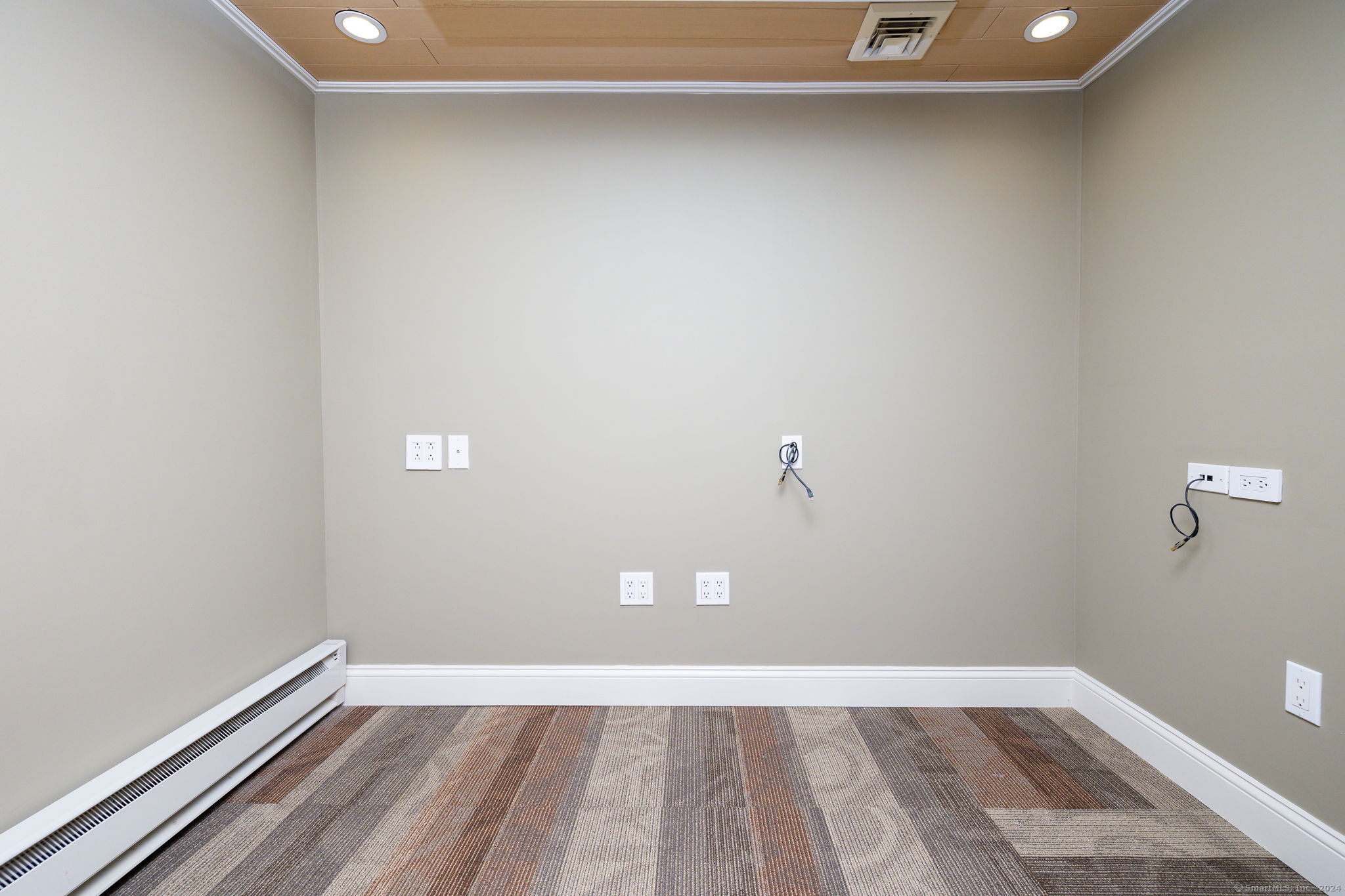 2 Edgewood Court 2