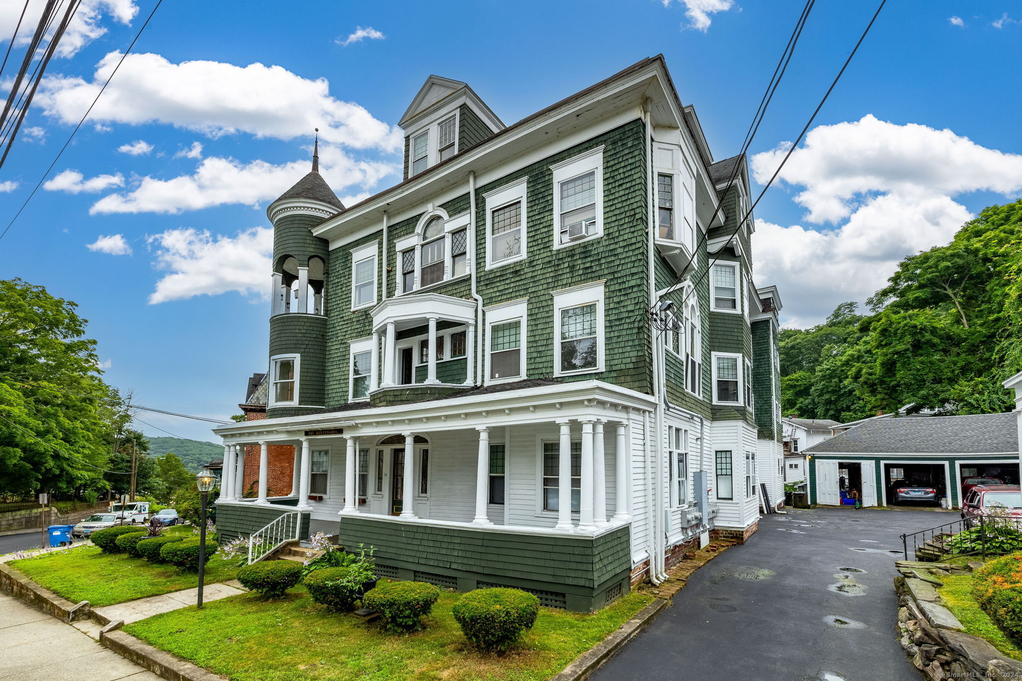 170 Broadway