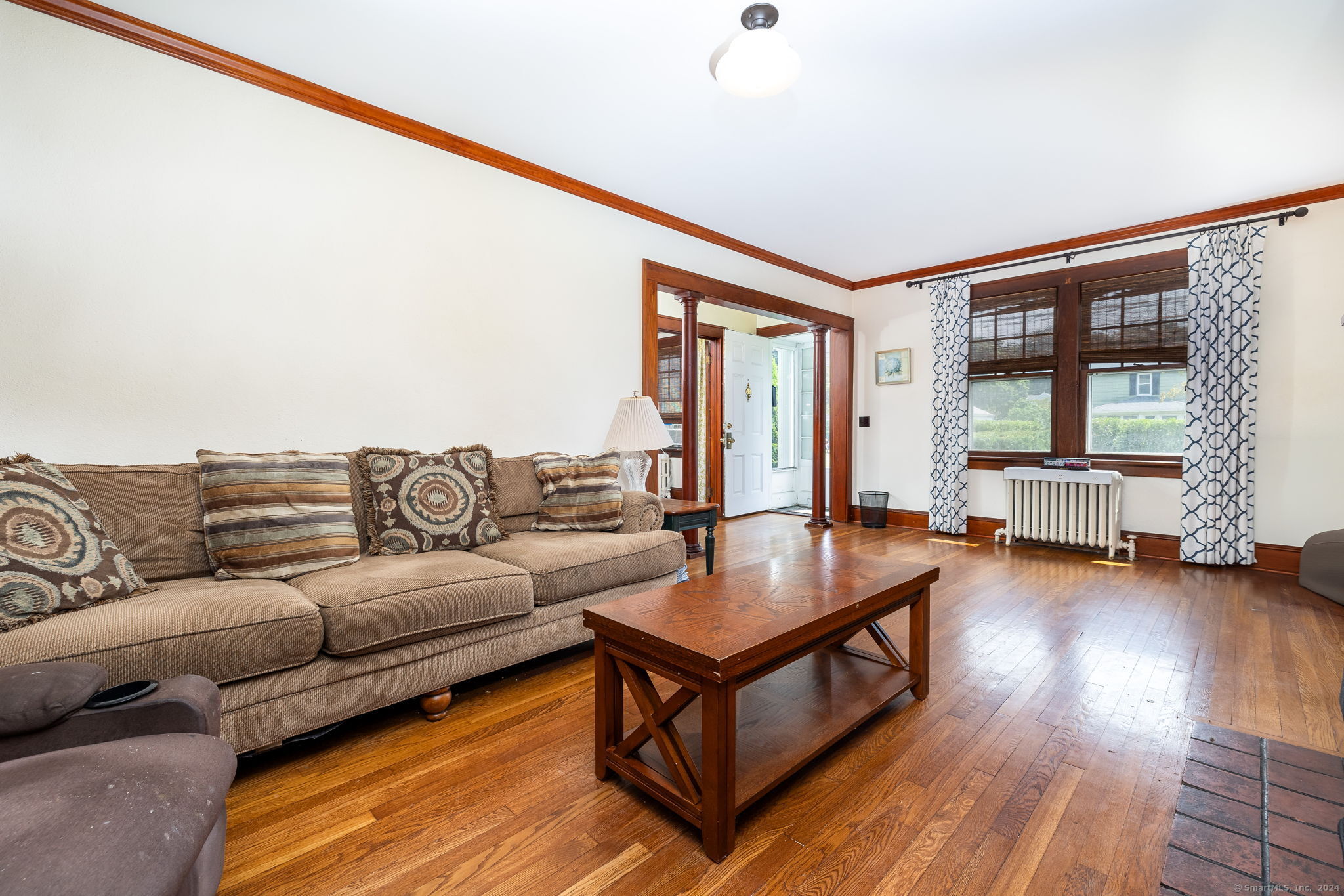 10 Fleetwood Avenue