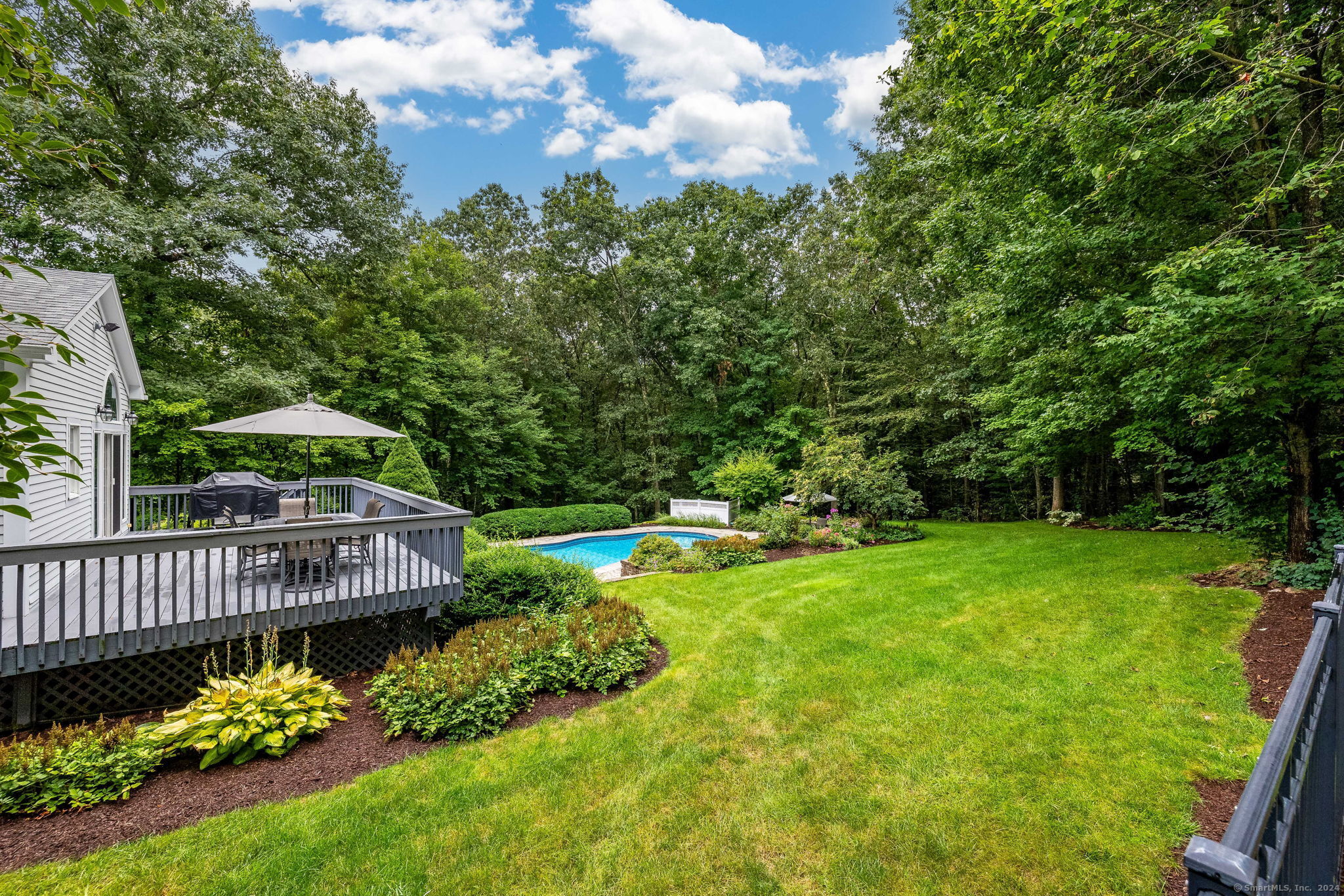 76 Steep Hollow Drive