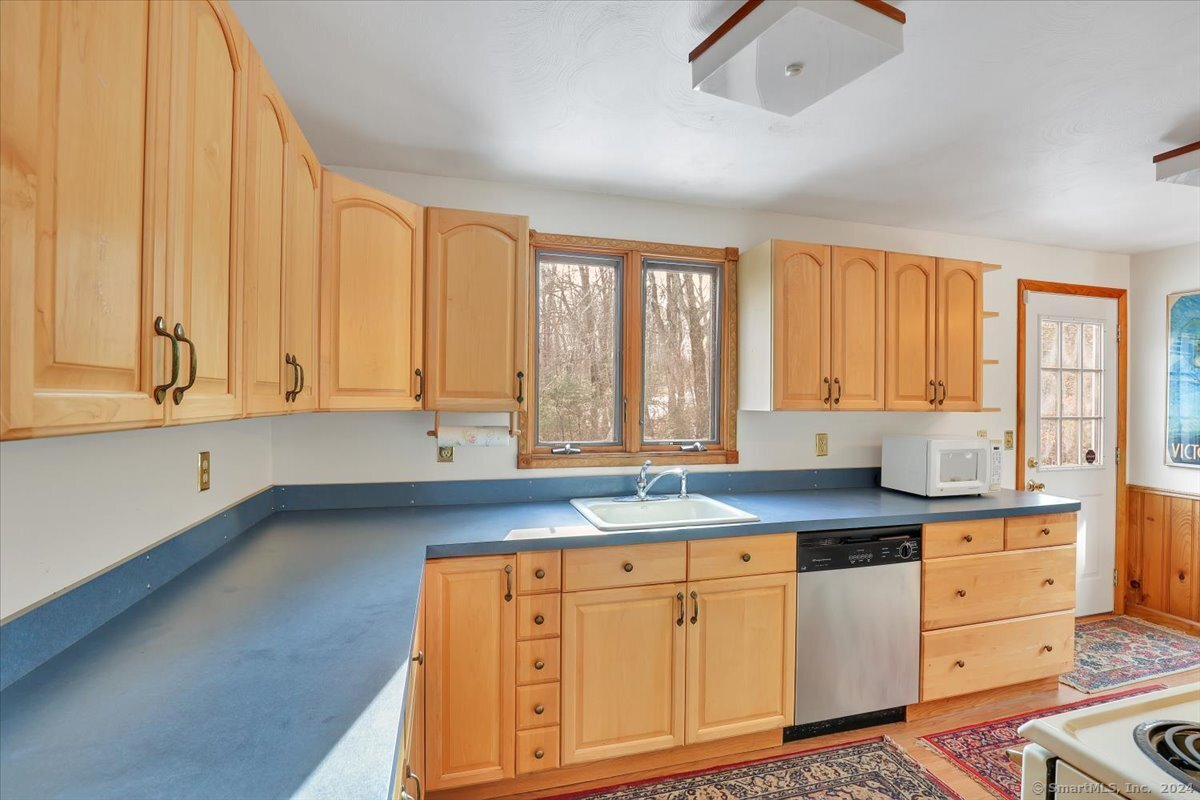 18 Carolyn Drive