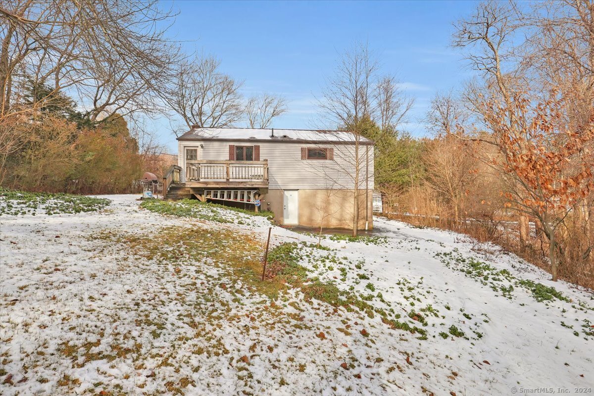 18 Carolyn Drive