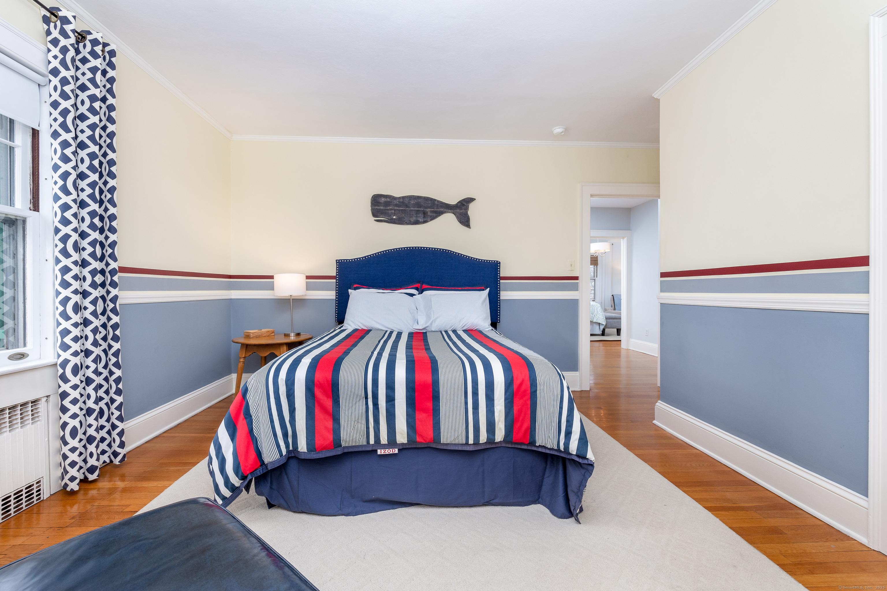 125 Quaker Lane North