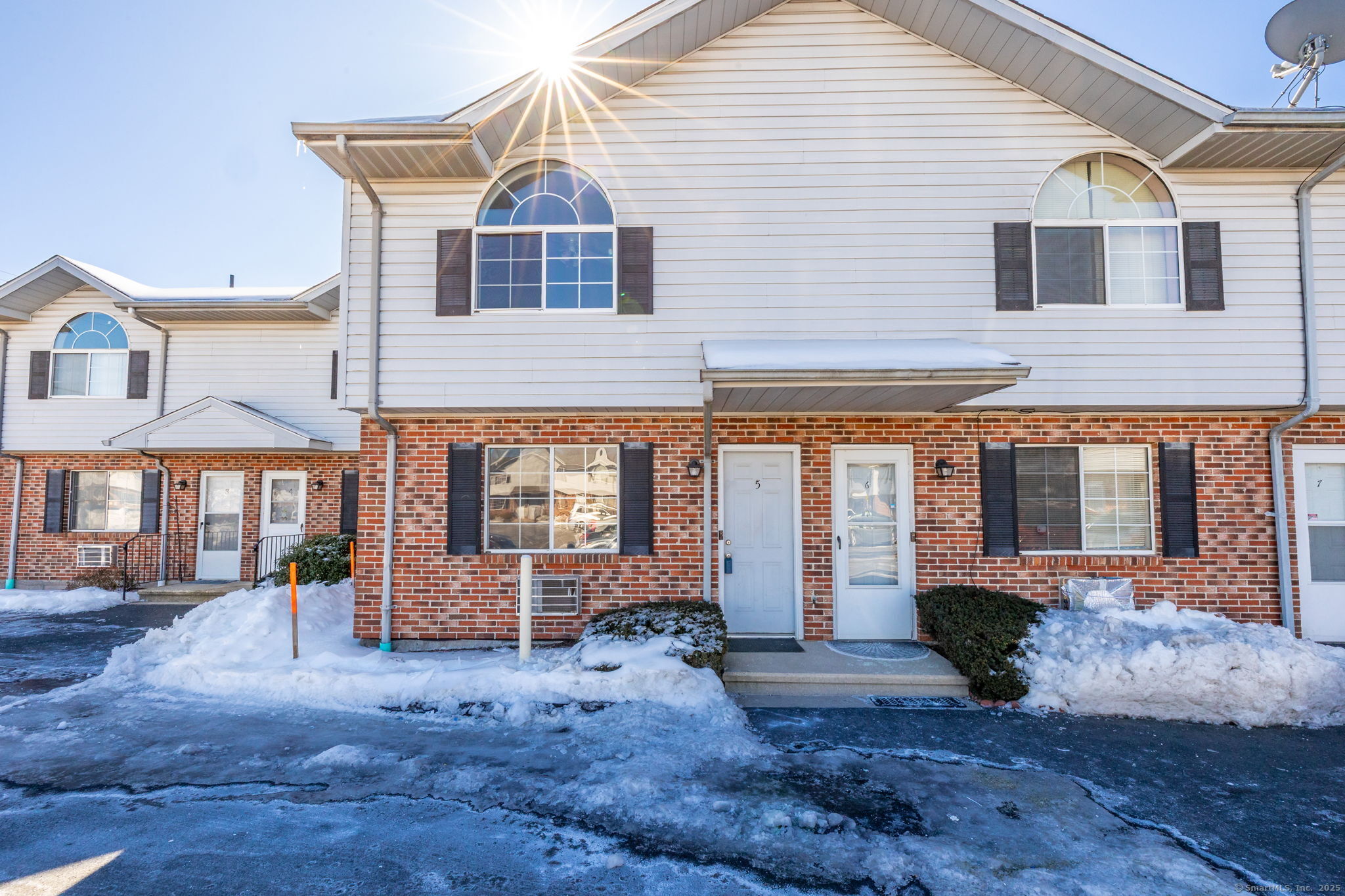 975 Meriden Road APT 5