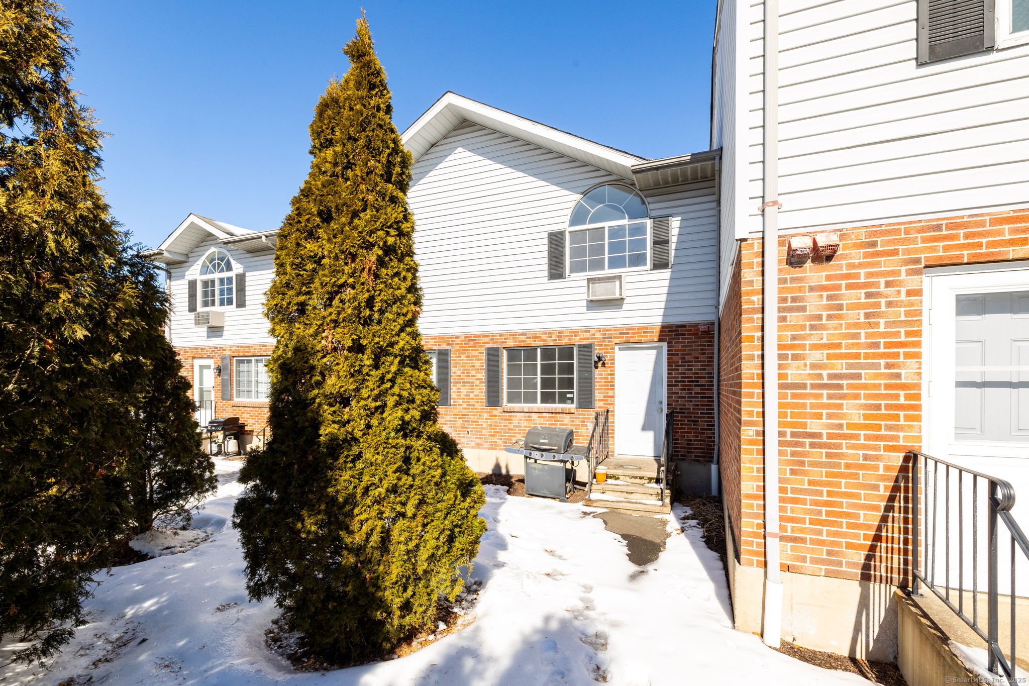 975 Meriden Road APT 5