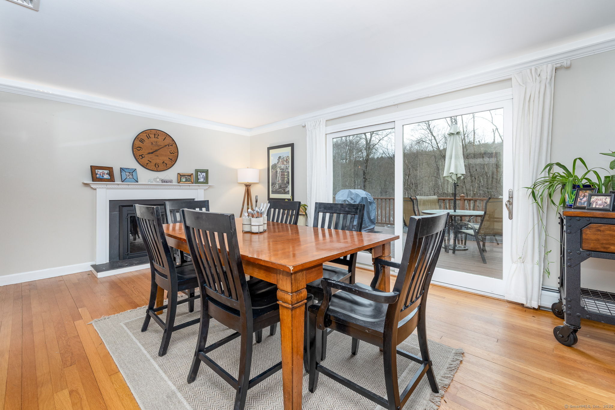 56 Wynding Hills Road