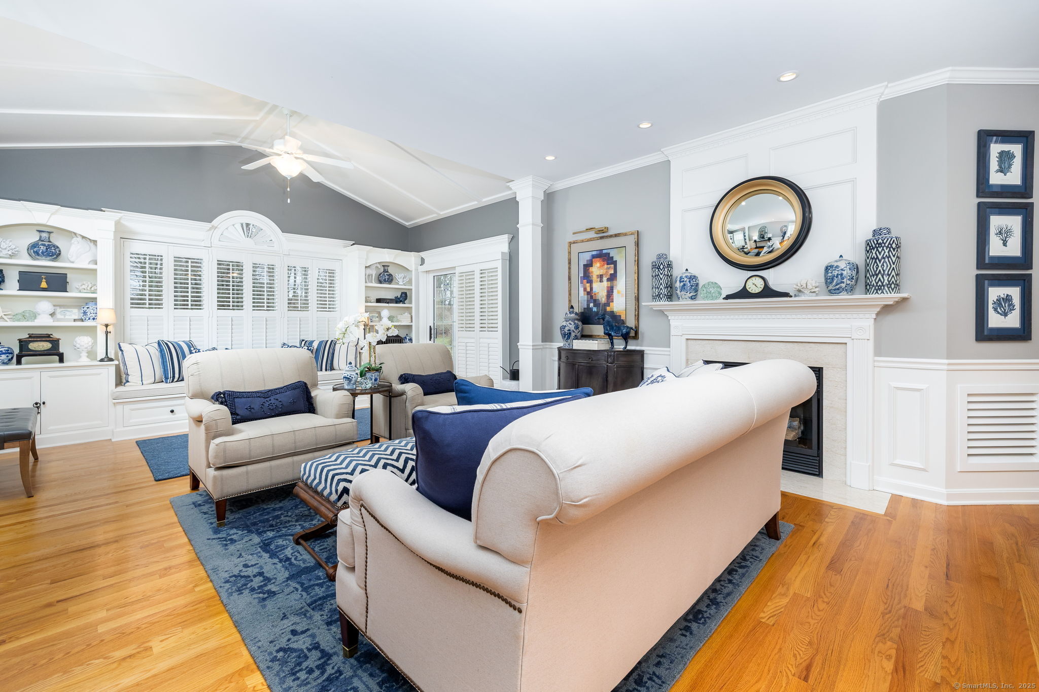 52 Grand Boulevard 52