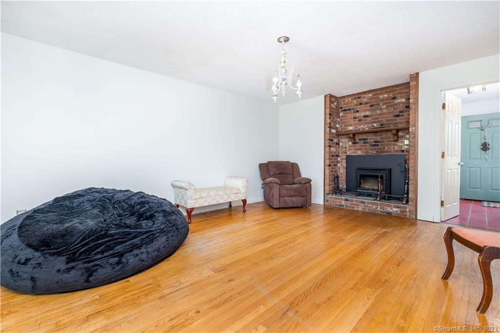 18 Seneca Road