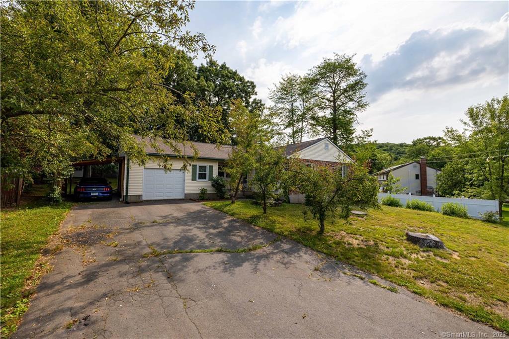 18 Seneca Road
