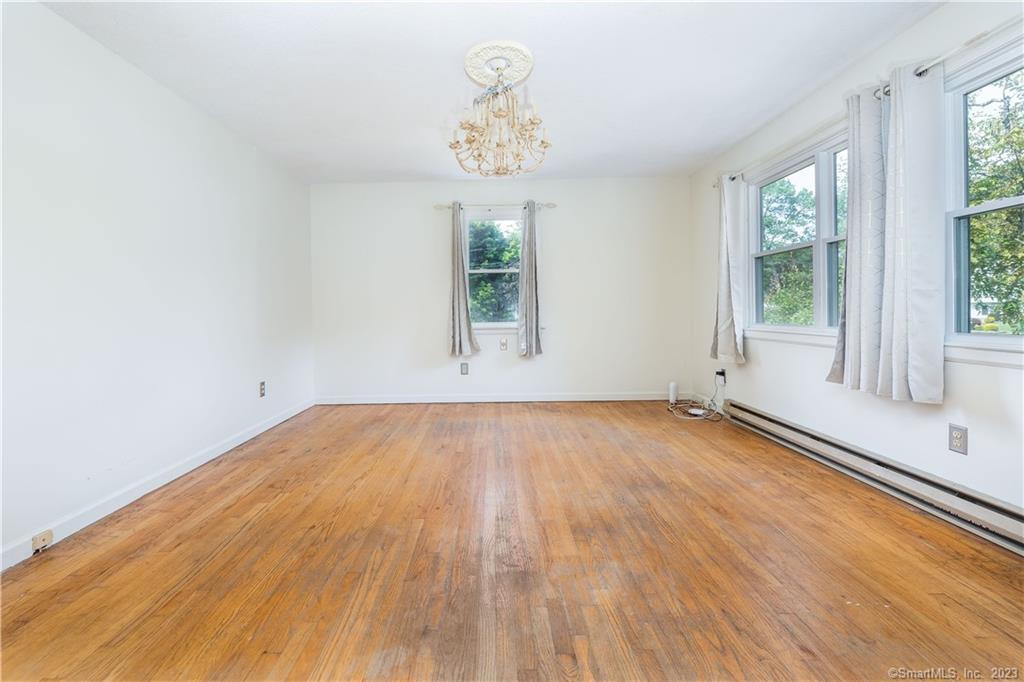 18 Seneca Road