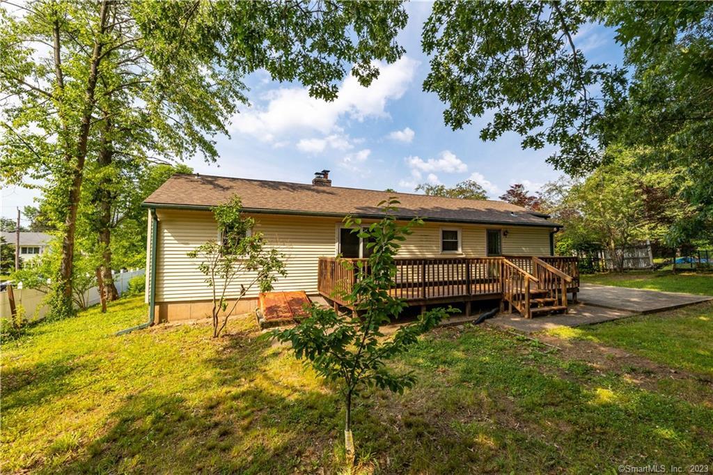 18 Seneca Road