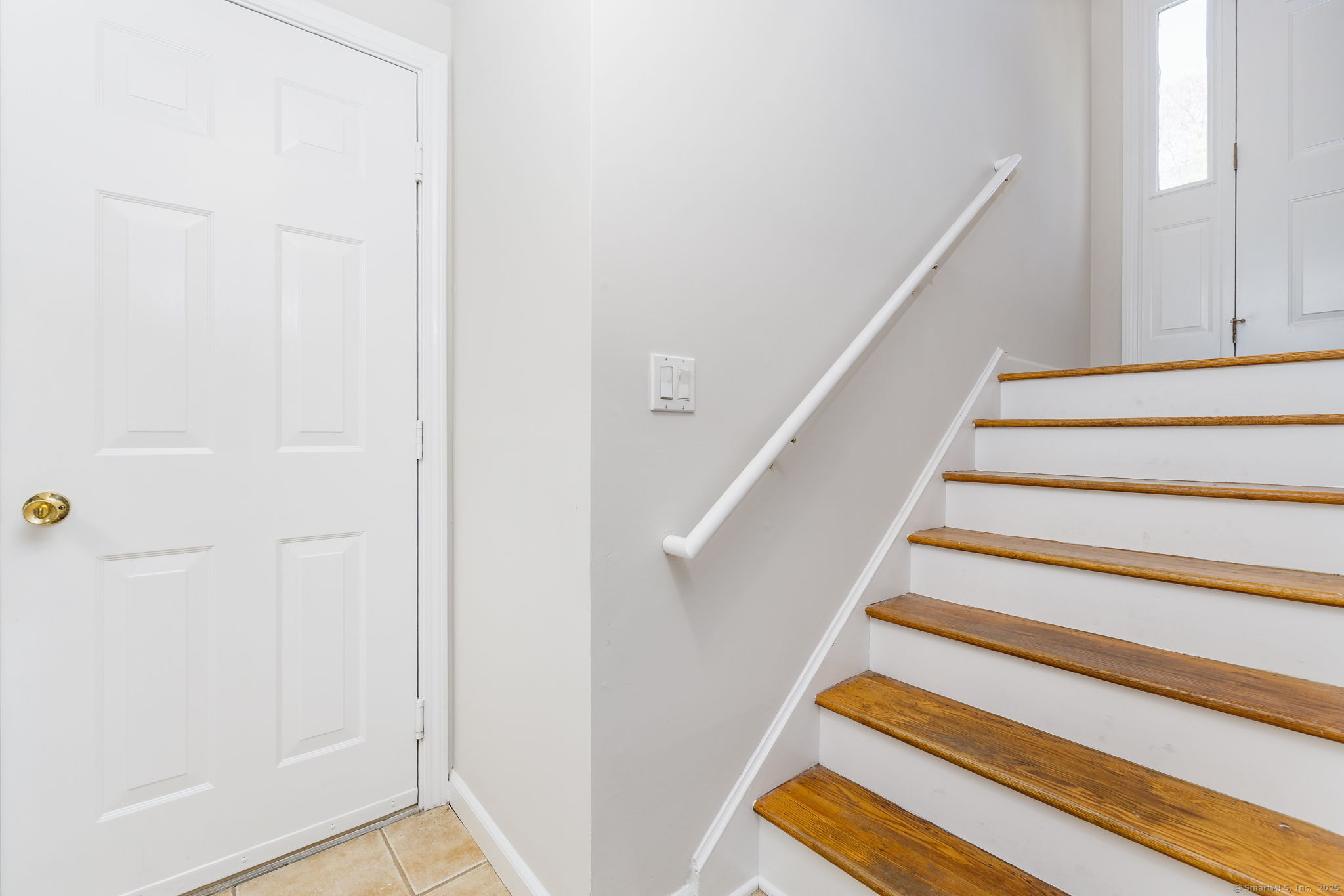 17 Cedar Hill Road