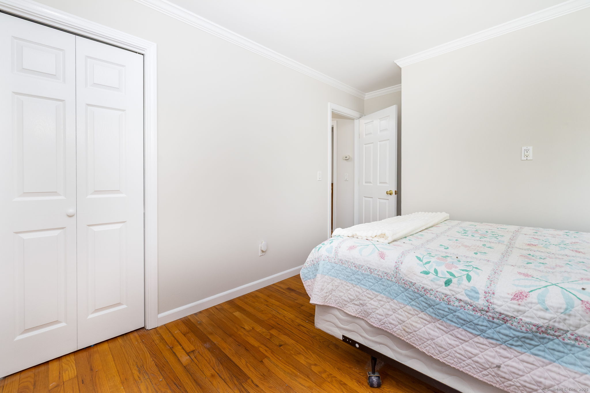 17 Cedar Hill Road