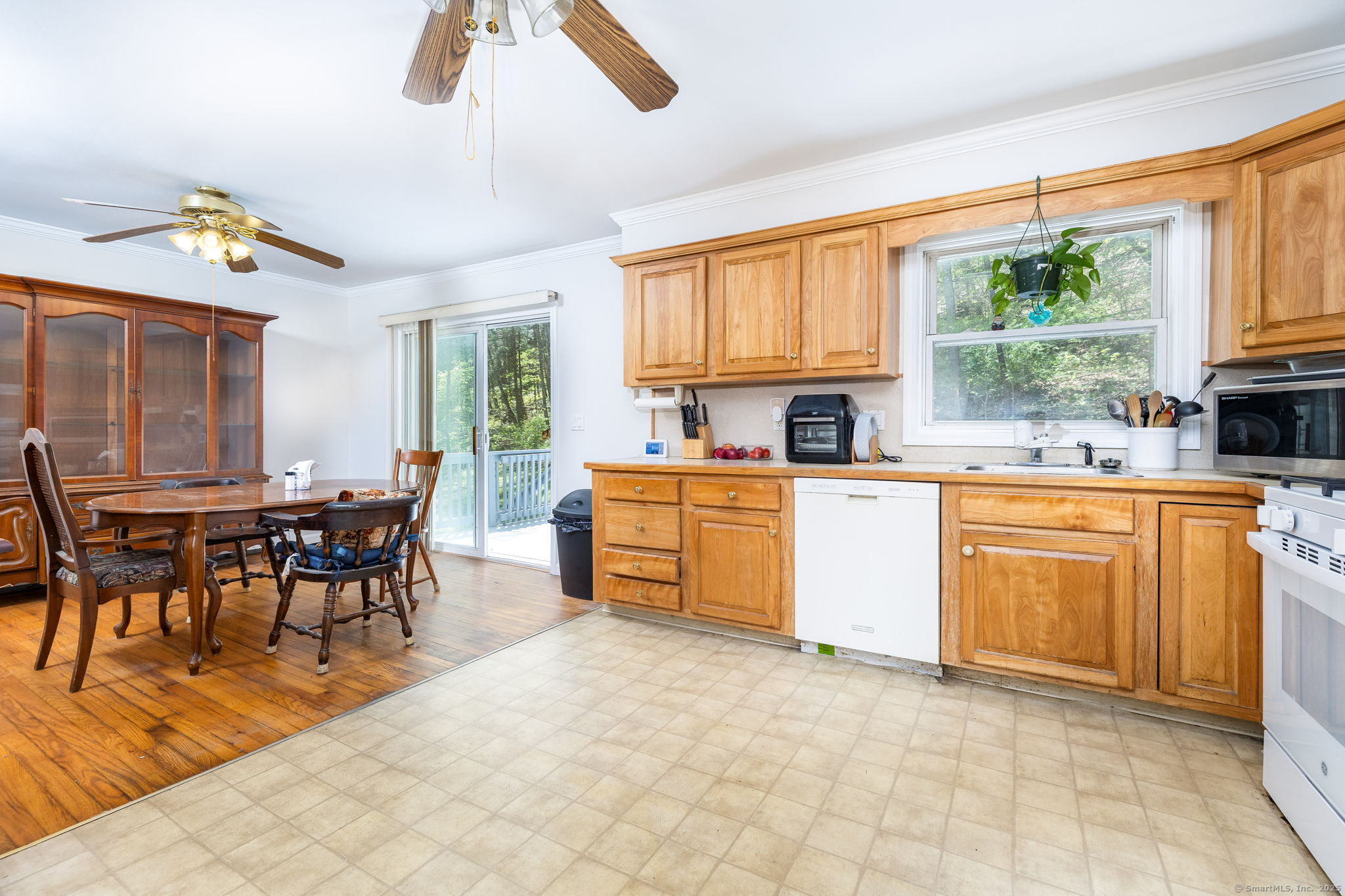 17 Cedar Hill Road